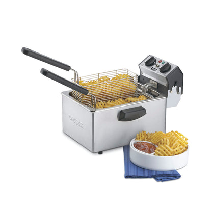 Waring WDF75RC 8.5 lb. 1800W Professional Deep Fryer with Dual Frying Baskets — 120V